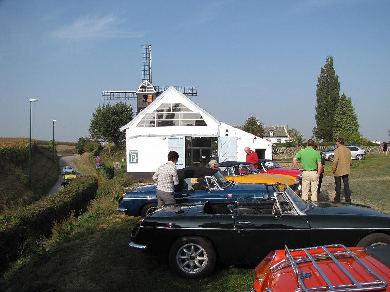 We bezoeken de Hertboommolen, ook de Zepposmolen genoemd, het decor van -Kapitein Zeppos-  uit de jaren '60 (3).JPG